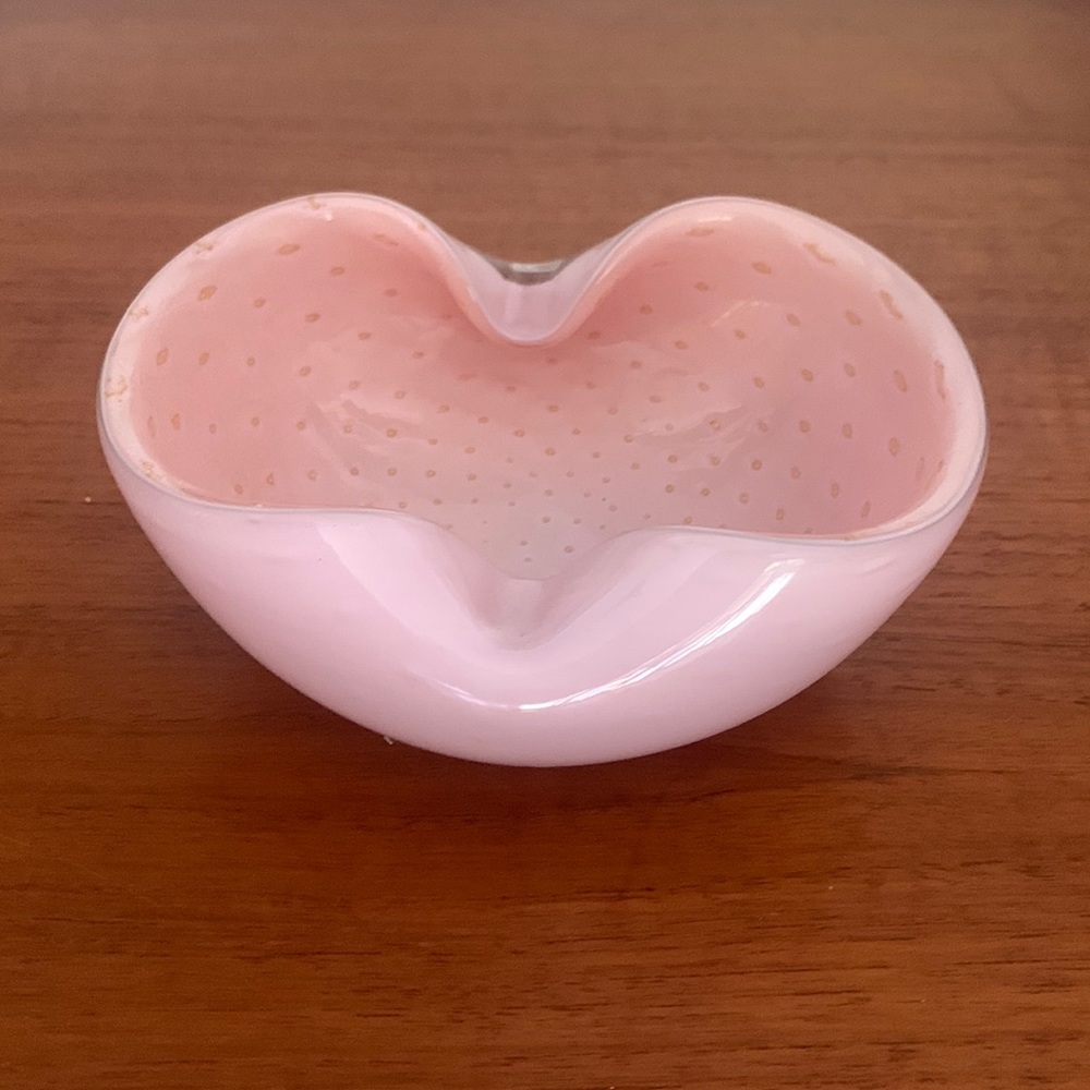 Vintage pink glass ashtray with gold fleck dotted design